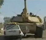 soldat irak Tank vs Voiture