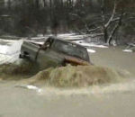 jeep boue 4x4 dans la boue