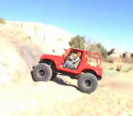 jeep grimper Une jeep se retourne
