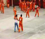 danse michael jackson Thriller dans une prison