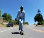 skateboard voiture descente Descente en longboard