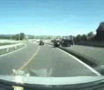 accident voiture autoroute Collision filmée par une caméra embarquée
