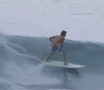surf Matt Meola fait du surf