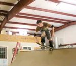 flip salto Changer de skateboard en faisant un salto