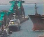 australie collision Un cargo défonce un bateau de pêche