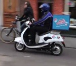 bruit moteur Scooter électrique de Domino's Pizza