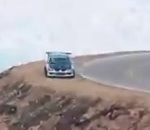 accident voiture route Sortie de route de Jeremy Foley (Pikes Peak)
