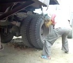 camion roue Démarrer un camion en Inde