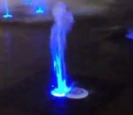 jet fontaine Frisbee sur un jet d'eau