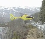 rail Hélicoptère en équilibre sur une glissière de sécurité