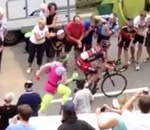 velo tour spectateur Croche-pied au Tour de France