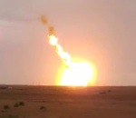 crash explosion russie Explosion d'une fusée russe au décollage (Plan large)