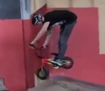 bmx velo Freestyle avec un mini BMX