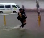trou route inondation Roméo mexicain