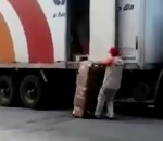 camion fail Décharger un camion Fail