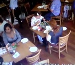 telephone iphone restaurant Une fille de 7 ans vole un iPhone