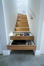 marche escalier Des tiroirs dans un escalier