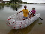 barque plastique Barque en bouteilles