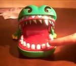 jouet Croc le Crocodile aux dents d'acier