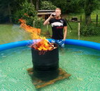 piscine Se baigner autour d'un feu