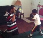 boxe boxeur Un enfant boxeur de 5 ans