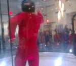 simulateur chute Imiter spiderman dans une soufflerie