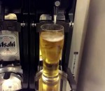 asahi Tireuse à bière automatique au Japon