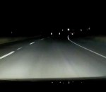 cone route etrange Un automobiliste fait une rencontre étrange en pleine nuit