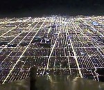 avion cockpit timelapse Timelapse d'un atterrissage de nuit à Chicago