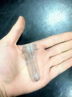 bouteille plastique Bouteille d'1,5L avant soufflage