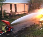 feu eau Lance d'incendie vs Lance-flammes