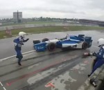 stand mecanicien Mécanicien renversé pendant un Grand Prix d'Indycar