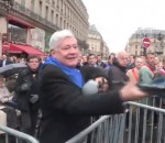 parapluie journaliste L'agression des journalistes du Petit Journal par des militants FN