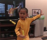 nunchaku mouvement Mini Bruce Lee, le retour !