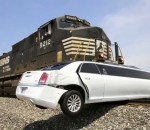 limousine percuter Train vs Limousine