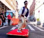 volant aladdin Aladdin et son tapis volant à New York