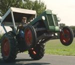 agriculteur tracteur Pub Edeka (Livraison de pommes)