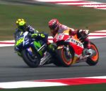 course chute Rossi fait tomber Marquez lors du GP Moto de Malaisie