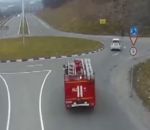 camion pompier Pompiers russes vs Rond-point