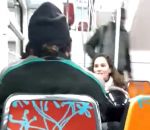 agression femme Une femme agresse un homme en djellaba dans le RER
