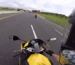 moto vitesse autoroute Un motard à 300 km/h