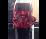 etiquette Bouteille de Coca-Cola avec un noeud magique
