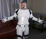 costume wars Mark Hamill en stormtrooper sur Hollywood Bld