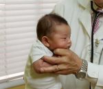 calmer pediatre Une technique pour calmer un bébé qui pleure