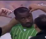 saoudite football cheveux Un joueur de foot doit se faire couper les cheveux