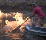 hydraulique feu Une rivière en feu