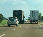 swift camion Quand le camion Taylor double le camion Swift
