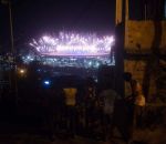 rio jo La cérémonie d'ouverture des JO 2016 depuis une favela de Rio