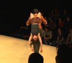 femme danse Duo de portés acrobatiques
