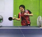 tennis Trick shots amusants au ping-pong